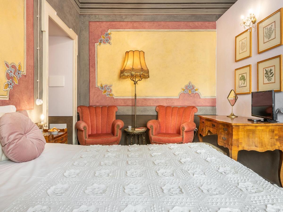 Palazzo Cherchi 多尔加利 外观 照片